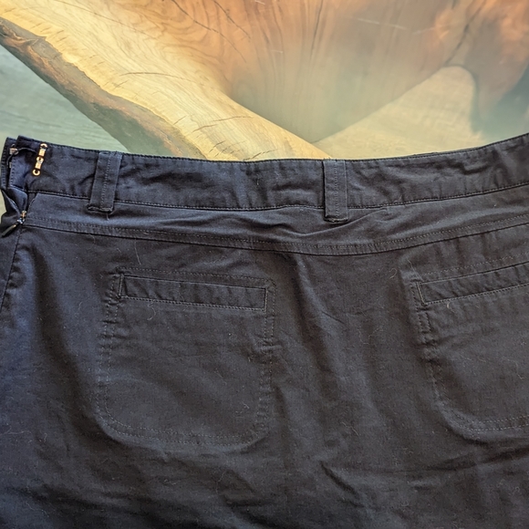 Vaurnet Skort - Picture 9 of 9